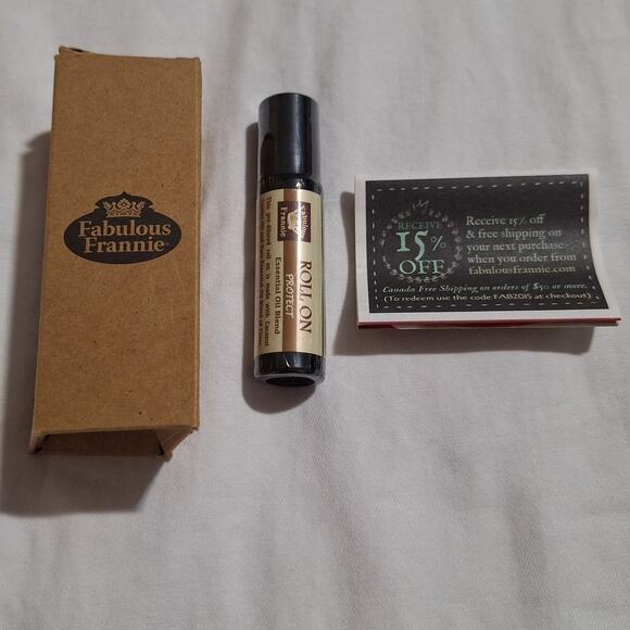 Fabulous Frannie Roll-On Protect (thieves) Essential Oil 10ml (.33 oz) NIB - Picture 1 of 8